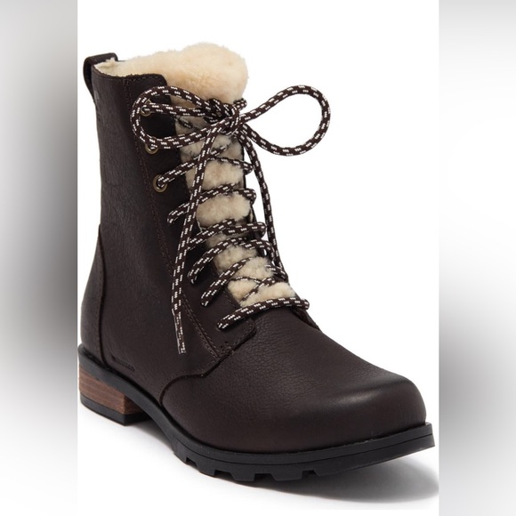 Sorel Shoes - Sorel Emelie Geniune Shearling Short Lace up boots color blackned brown